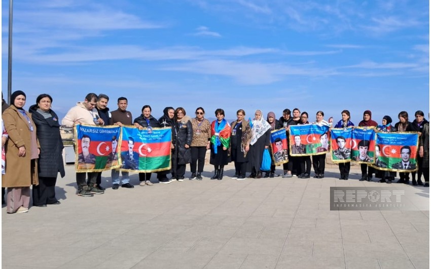 Families of missing Karabakh war soldiers visit liberated territories