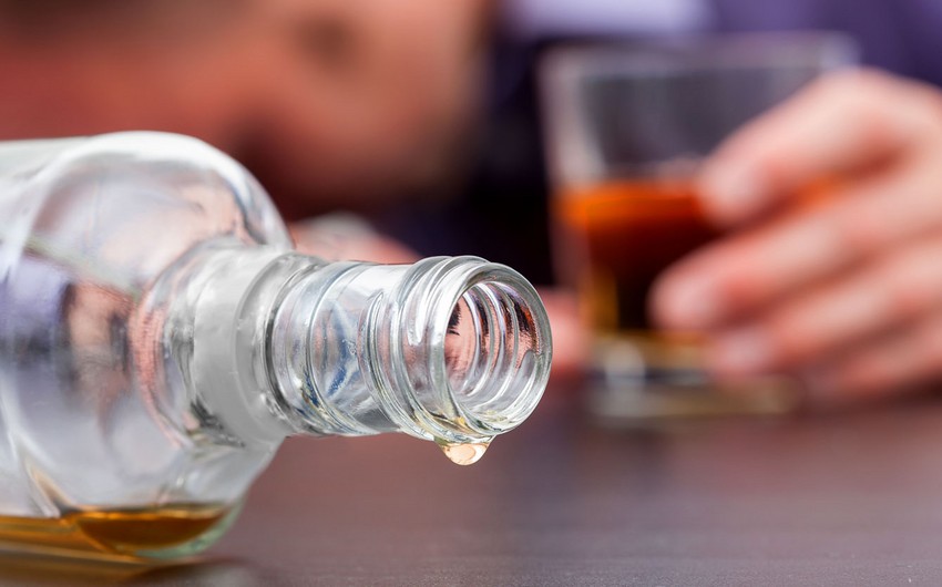 В России число погибших при отравлении суррогатным алкоголем увеличилось до 14