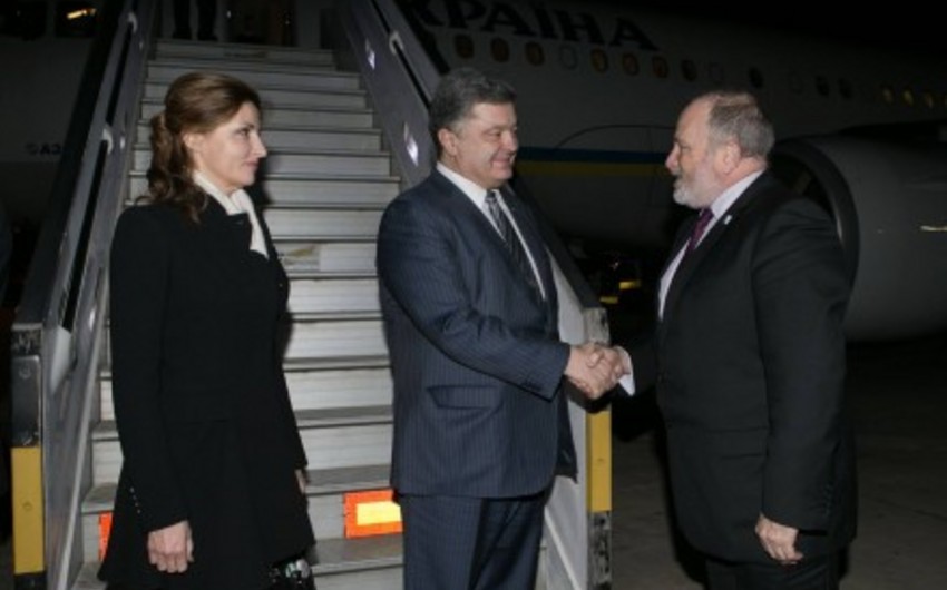 Ukraine's Poroshenko arrives in Israel