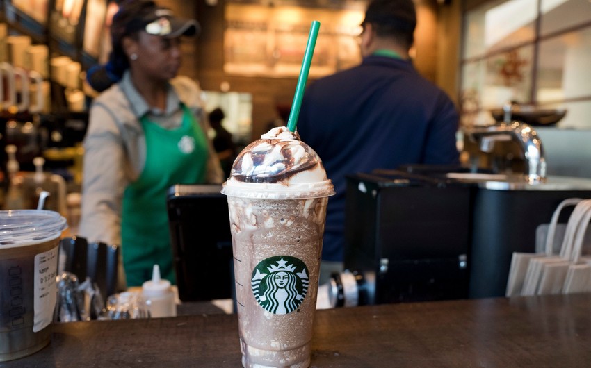 “Starbucks” fəaliyyətini bərpa edir