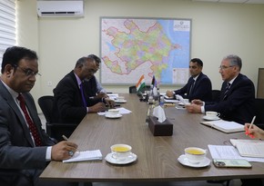 Мухтар Бабаев встретился с послом Индии в Азербайджане