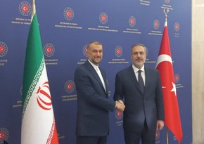 Meeting between Turkish, Iranian FMs kicks off