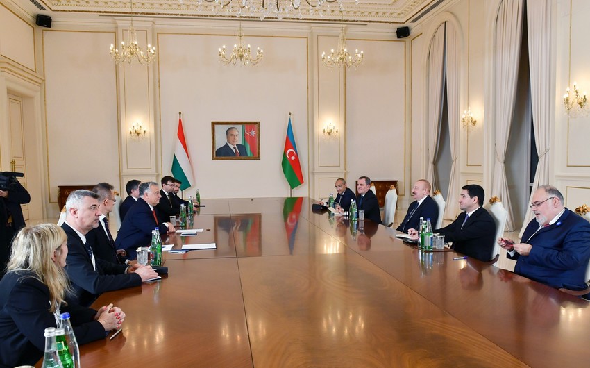 Президент Ильхам Алиев встретился с премьер-министром Венгрии
