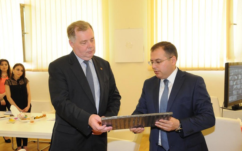 Дни Азербайджана предложено провести в Санкт-Петербурге