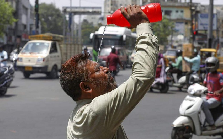 Indian factory worker dies of heat stroke