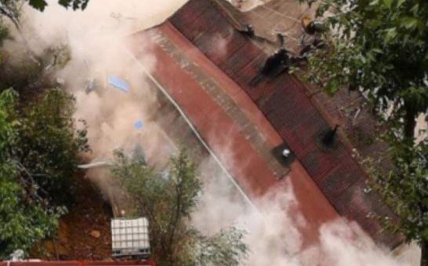 В Стамбуле рухнул четырехэтажный дом