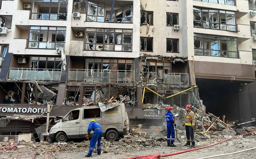 Rocket attacks on Kyiv: 2 residents hospitalized, people remain under rubble