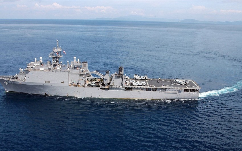 Два корабля ВМС США пересекли Тайваньский пролив
