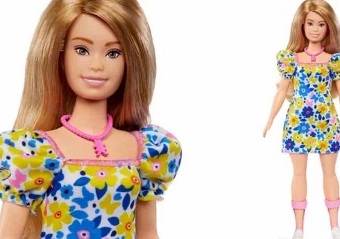 Mattel представила первую в мире куклу Барби с синдромом Дауна