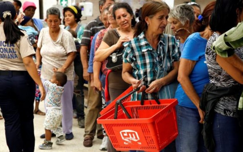 Venezuelan army takes control of food and medicine distribution