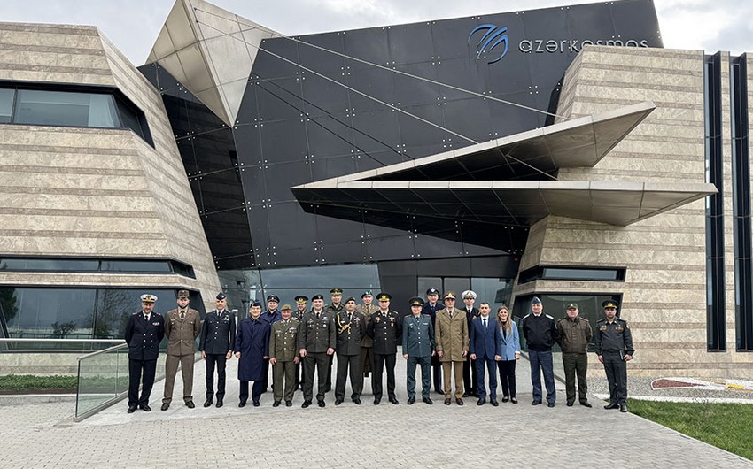 Foreign military attaches visit Azerbaijan's satellite control center