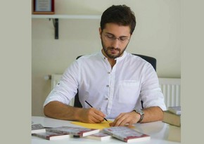 Bakıda tanınmış yazıçı Hikmet Anıl Öztekinin seminarı və imza saatı keçiriləcək