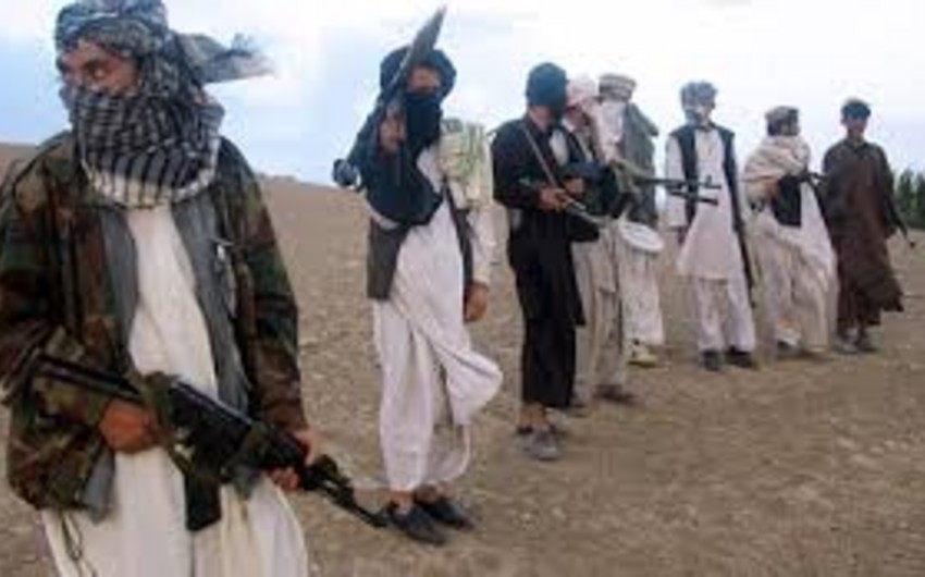 Əfqanıstanda 125 hərbiçi Taliban tərəfə keçib