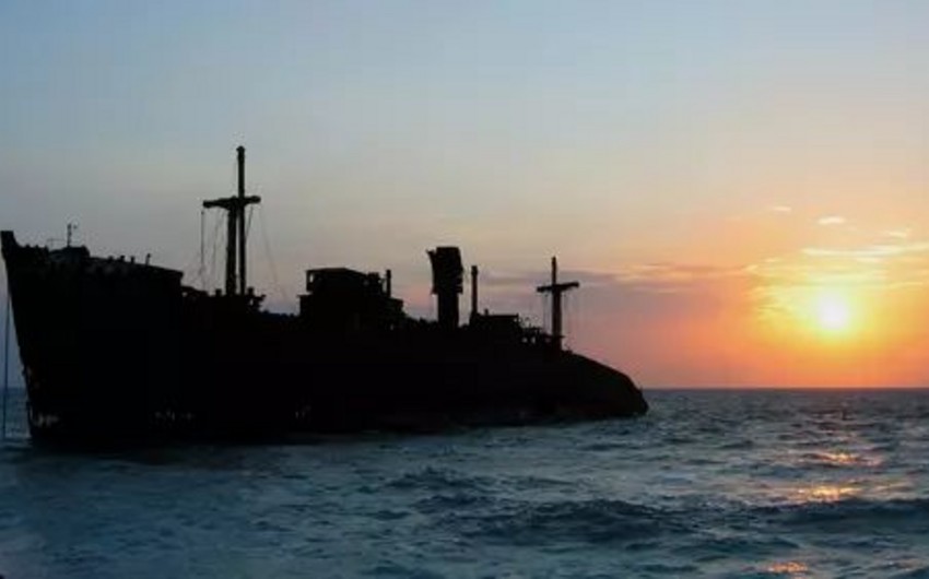 Cargo ship carrying Azerbaijani crew runs aground in Russia's Don river