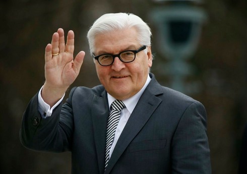 Президент ФРГ отменил визит в Польшу