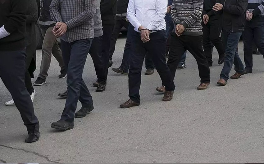 9 suspects detained in operation against FETO in Izmir