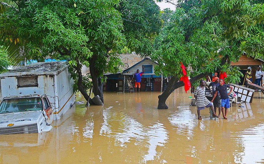 На Гаити из-за сильных дождей погибли не менее шести человек