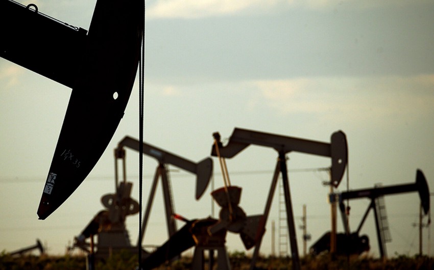 ABŞ-nin strateji neft ehtiyatları son 30 ilin ən aşağı səviyyəsinə düşüb