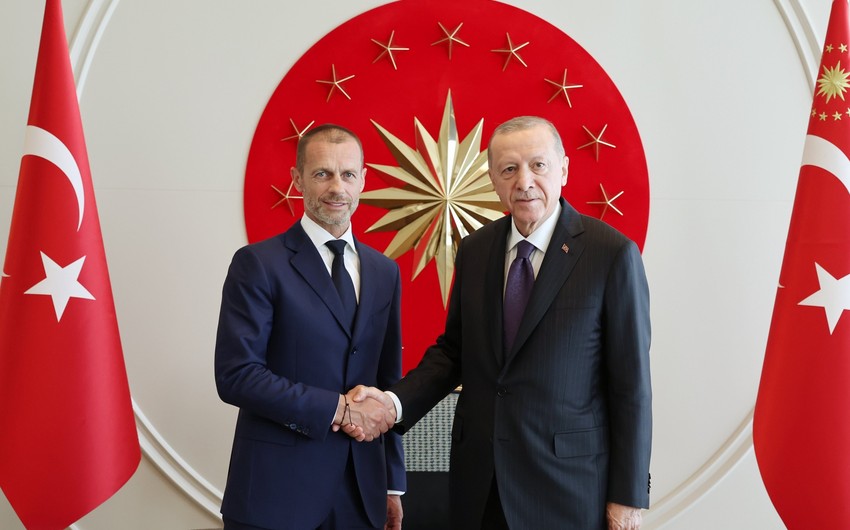 Erdogan receives UEFA chief in Istanbul