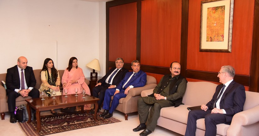 Президент COP29 встретился с главой молодежной программы премьер-министра Пакистана