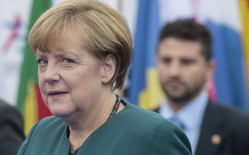 Меркель: Реализация минских договоренностей происходит медленно
