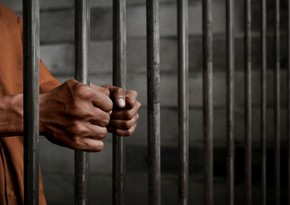 В армянской тюрьме заключенный найден повешенным
