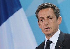 Parisdə Fransanın sabiq prezidentinə qarşı işin baxılmasına başlanılıb