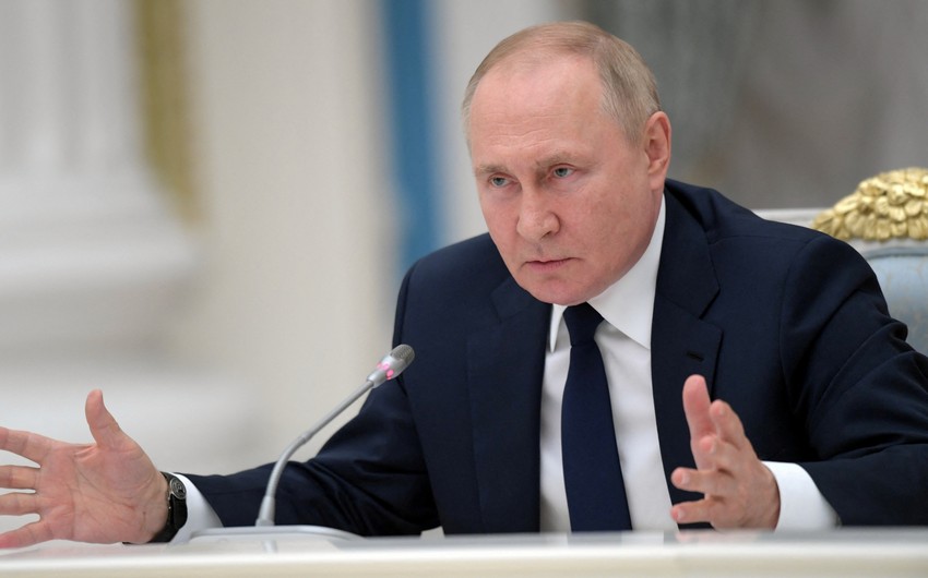 Putin threatens West: If F-16s activated, airfields of third countries will be legitimate target