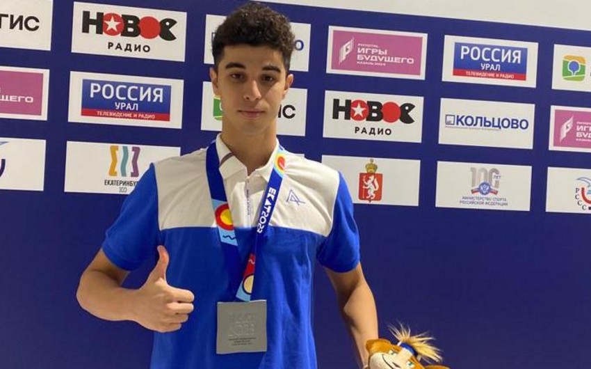 Azerbaijani swimmer wins silver medal at int’l festival