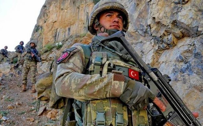 Türkiyə ordusu Suriyanın şimalında əməliyyat keçirib, 5 terrorçu öldürülüb