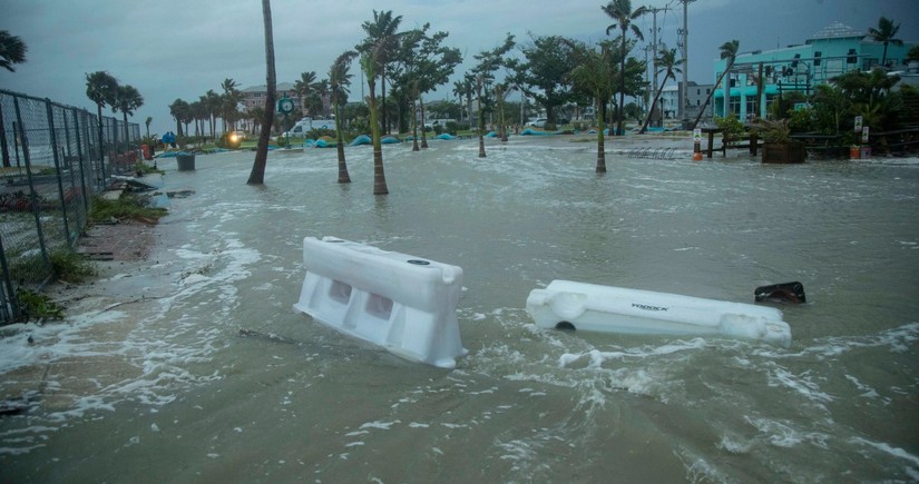 At least 3 killed as fierce Hurricane Helene in US makes landfall