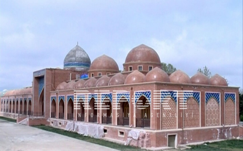 ​В религиозном историко-архитектурном комплексе Имамзаде в Гяндже подходят к концу ремонтные работы - ФОТО