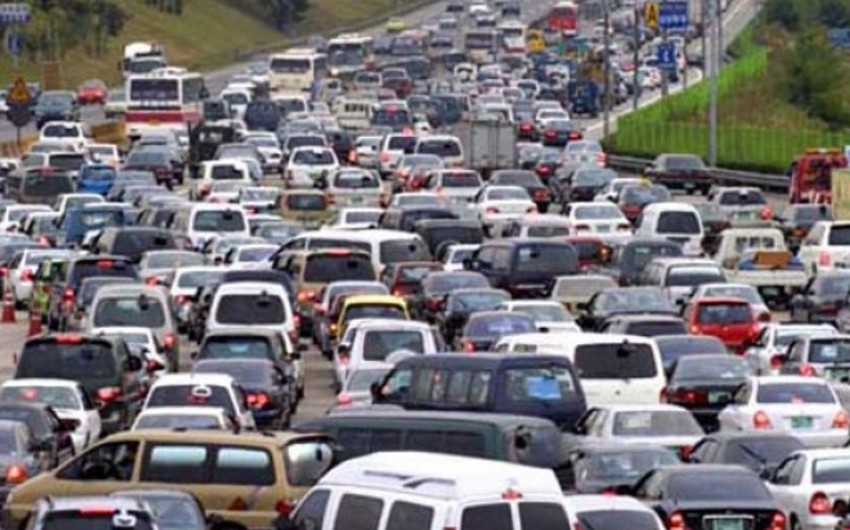 ​20-km long traffic jam occurred on route from Hungary to Austria