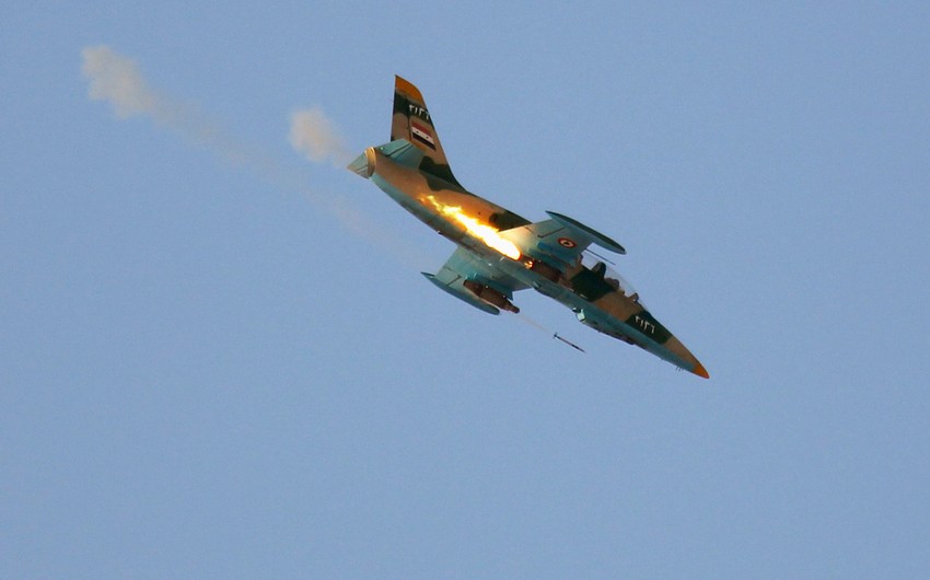 Самолет Сирии сбит в районе военного аэродрома в провинции Хама