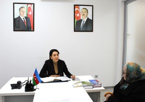 Ombudsman vətəndaşları qəbul edib