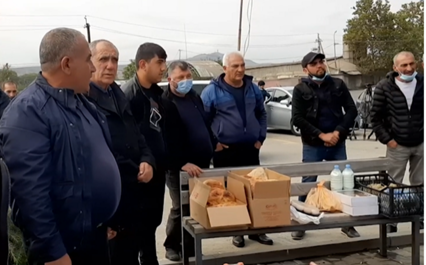 Gürcüstan azərbaycanlıları Mixeil Saakaşviliyə qeyri-adi dəstək aksiyası keçiriblər