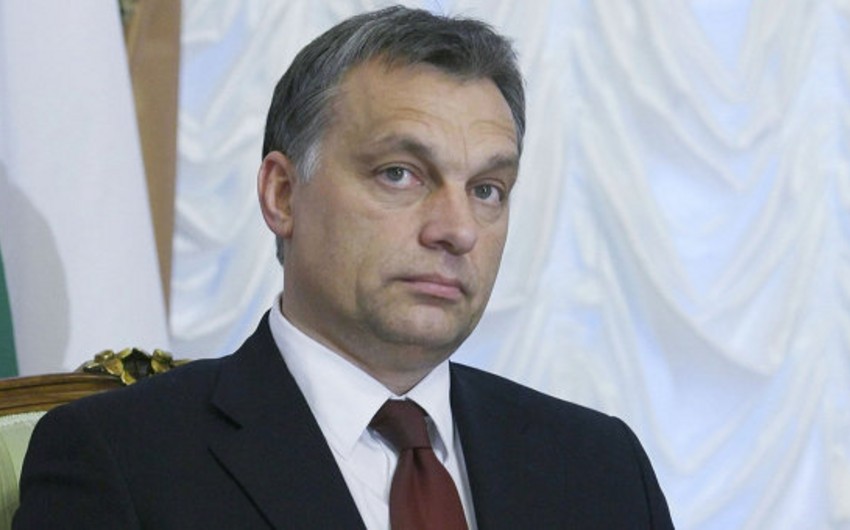 Премьер-министр Венгрии: мигранты устроили против нас восстание