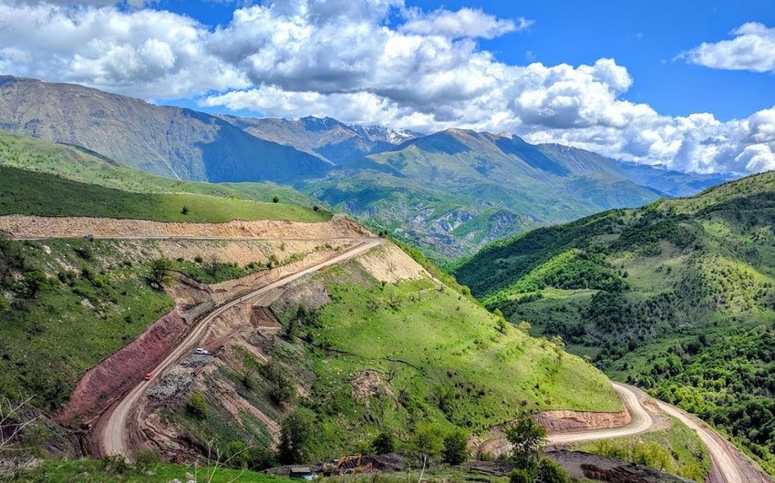 Azad edilmiş ərazilərdə qış turizm kompleksinin tikintisi müzakirə edilir