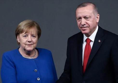 Эрдоган провел телефонный разговор с Меркель 