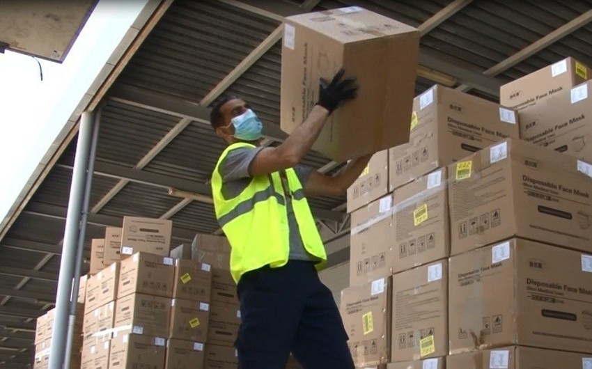 İsveçrəli iş adamı Sumqayıta 1 milyon tibbi maska göndərib