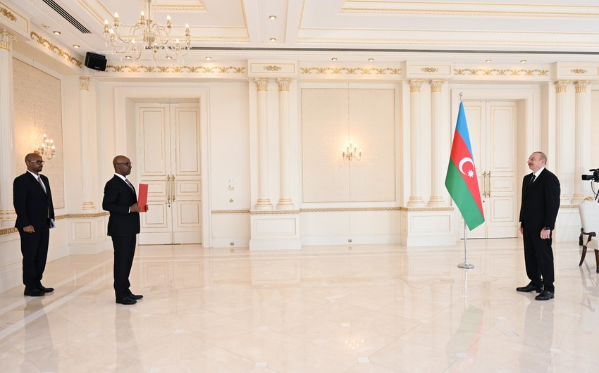 President Ilham Aliyev receives credentials of incoming ambassador of Rwanda to Azerbaijan