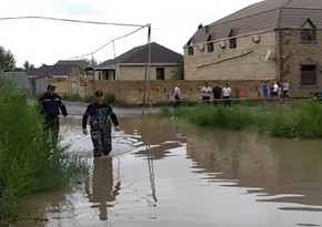 Bakı və Gəncədə bəzi əraziləri yağış suları basıb, Sumqayıtda külək fəsadlara yol açıb