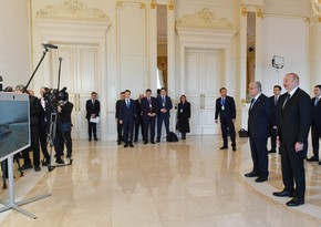 Президенты Азербайджана и Казахстана наблюдали по видеосвязи за прибытием контейнерного поезда из Китая в Баку 