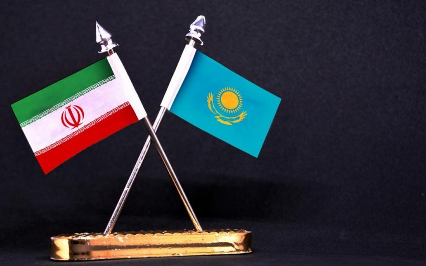 İran və Qazaxıstan XİN başçıları arasında telefon danışığı olub