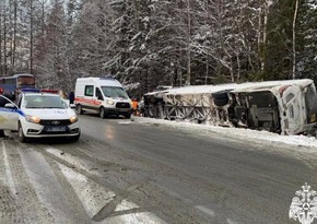 На северо-западе РФ 15 человек пострадали в ДТП с туристическим автобусом