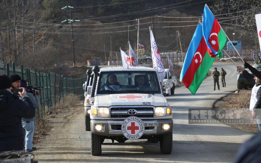 ICRC vehicles pass freely through Khankandi-Lachin road