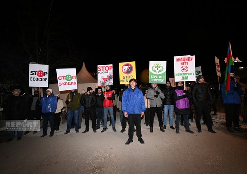 Акция протеста на дороге Ханкенди-Лачын продолжается и в вечерние часы