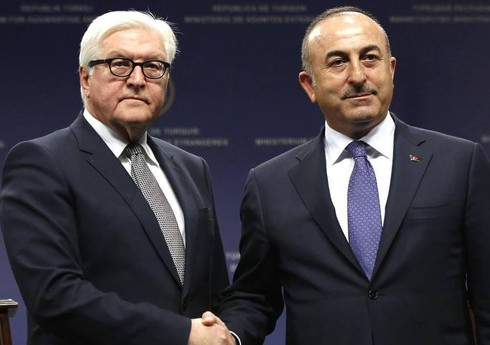 Глава МИД Турции обсудил с президентом ФРГ расширение НАТО и ситуацию в Сирии