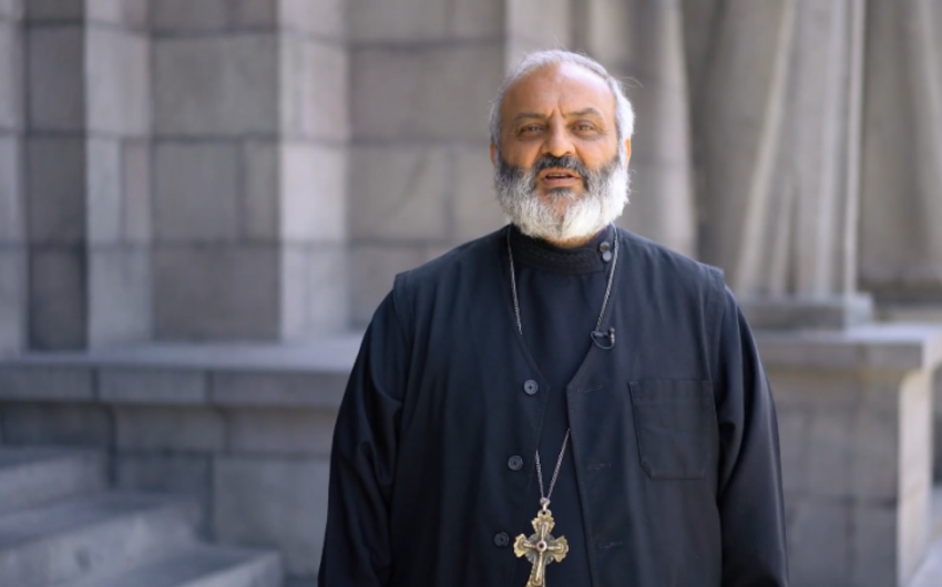 Кандидатом в премьеры Армении стал архиепископ Баграт Галстанян