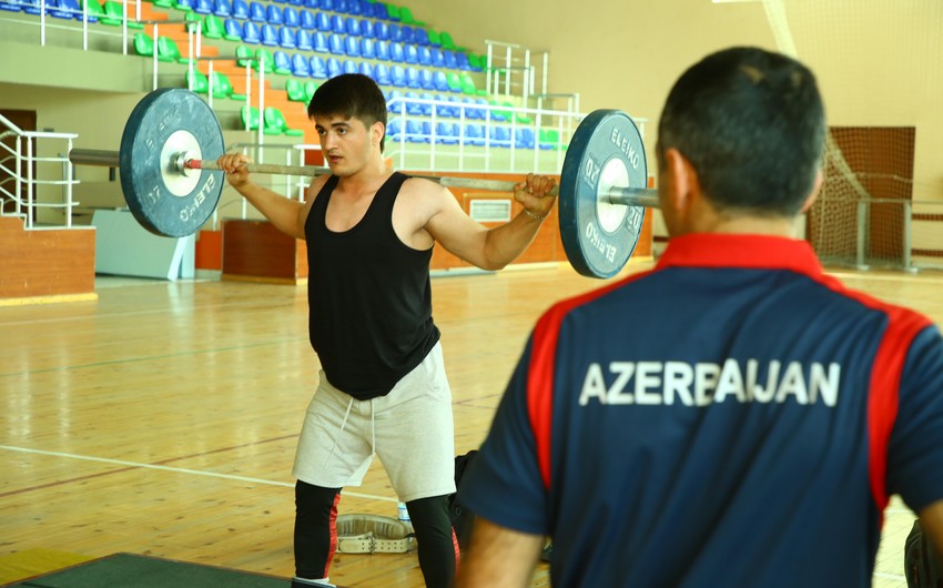 Azərbaycan Ağır Atletika Federasiyası klub sisteminə keçir